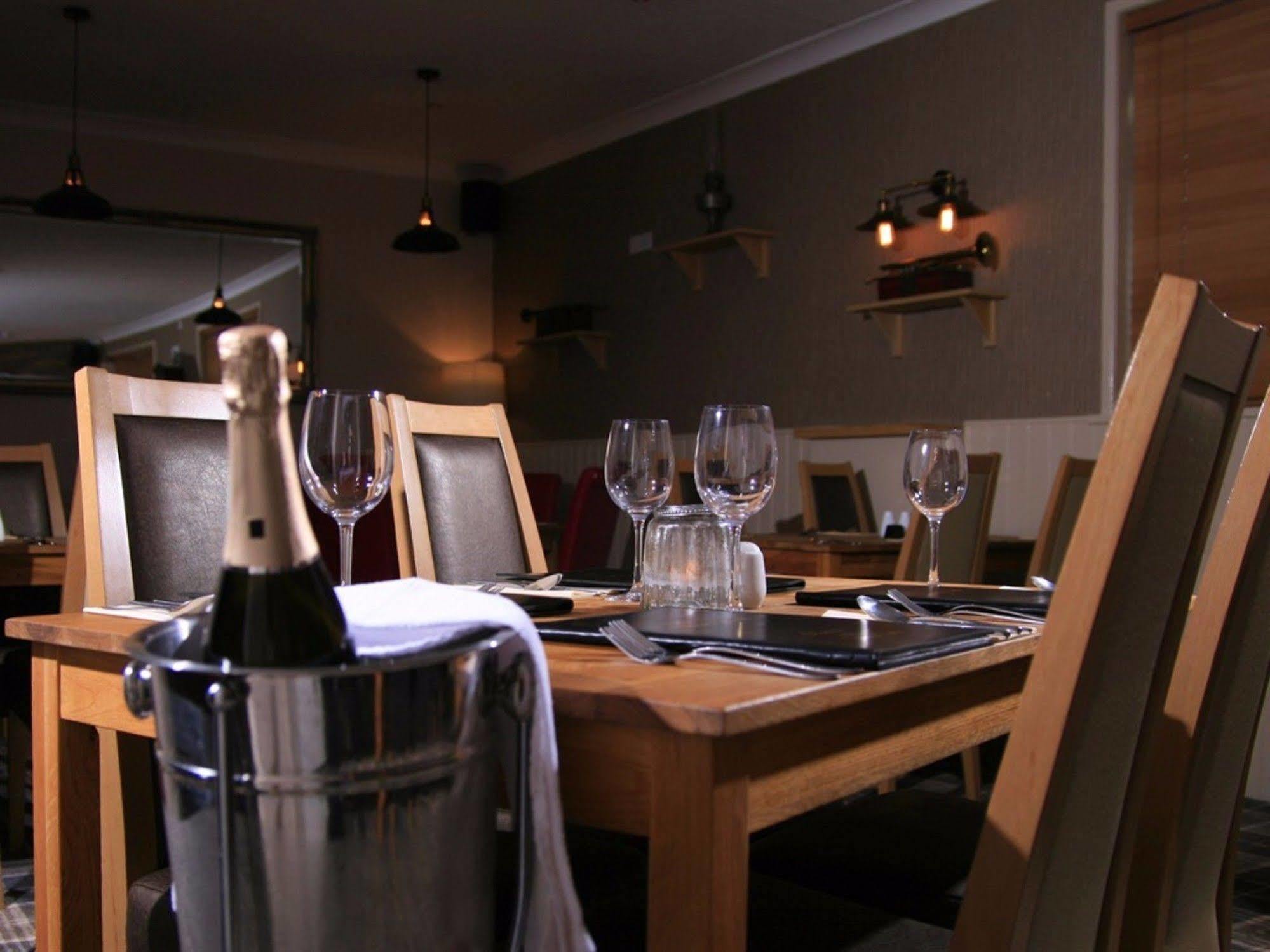 The Townhead Hotel 洛克比 外观 照片