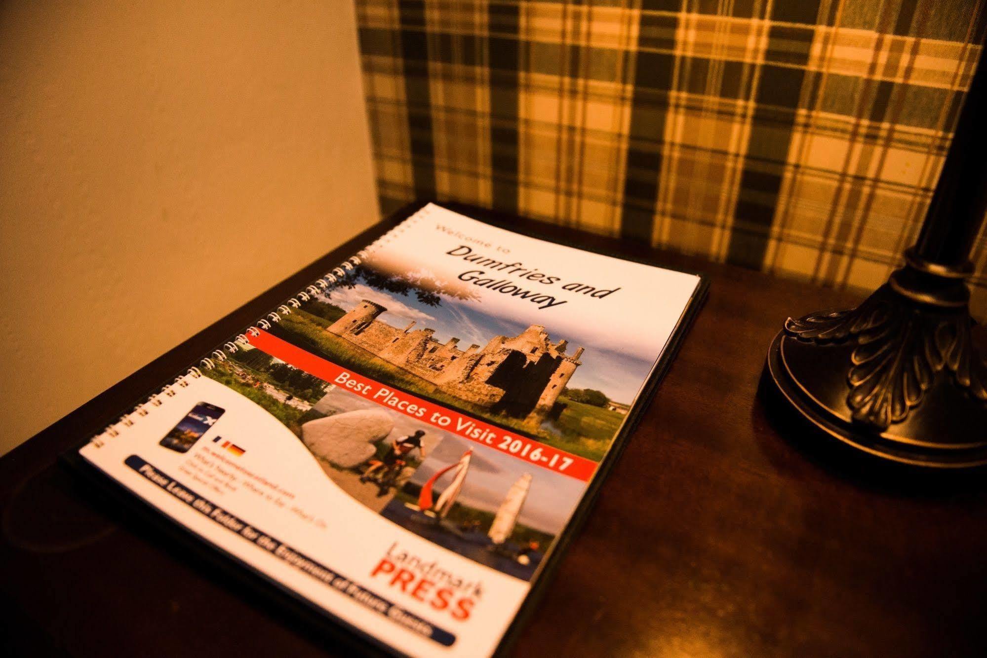 The Townhead Hotel 洛克比 外观 照片
